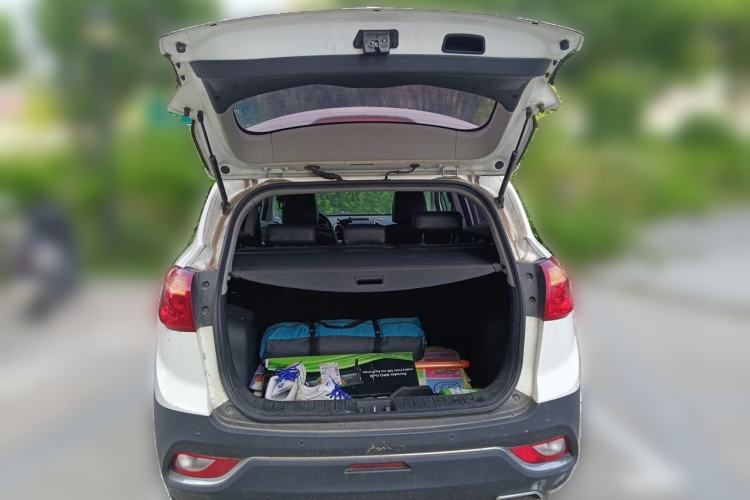 Used JAC Group Refine S3 2016 1.5L CVT Luxury Smart Version Trunk