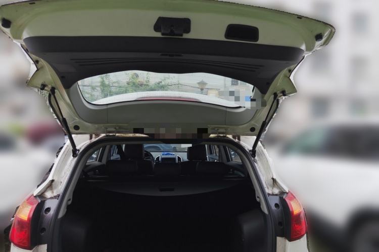 Used JAC Group Refine S3 2016 1.5L Manual Luxury Smart Version Trunk