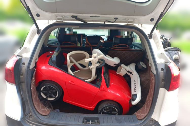 Used JAC Group Refine S3 2016 1.5L Manual Luxury Smart Version Trunk