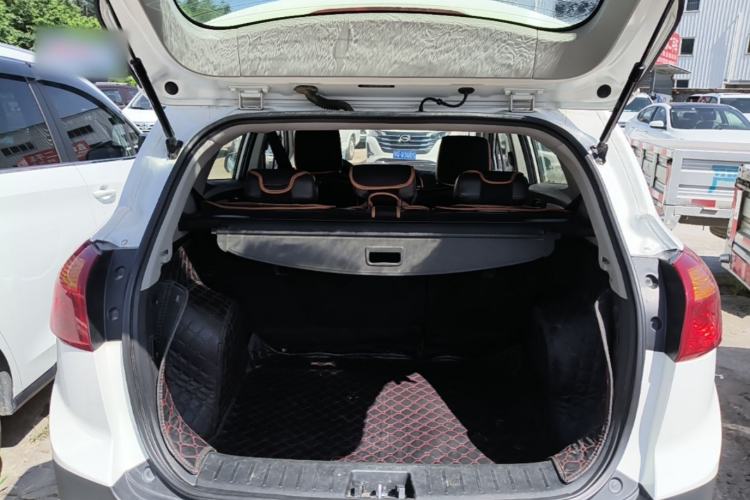 Used JAC Group Refine S3 2016 1.5L Manual Luxury Smart Version Trunk