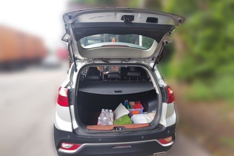 Used JAC Group Refine S3 2016 1.5L Manual Luxury Smart Version Trunk