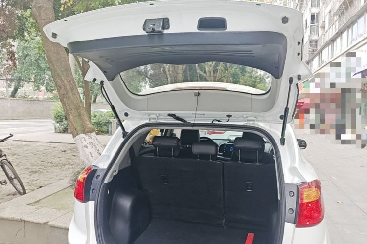 Used JAC Group Refine S3 2016 1.5L CVT Luxury Smart Version Trunk