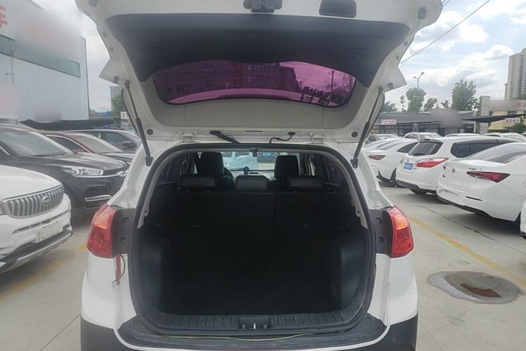 Used JAC Group Refine S3 2016 1.5L Manual Luxury Smart Version Trunk