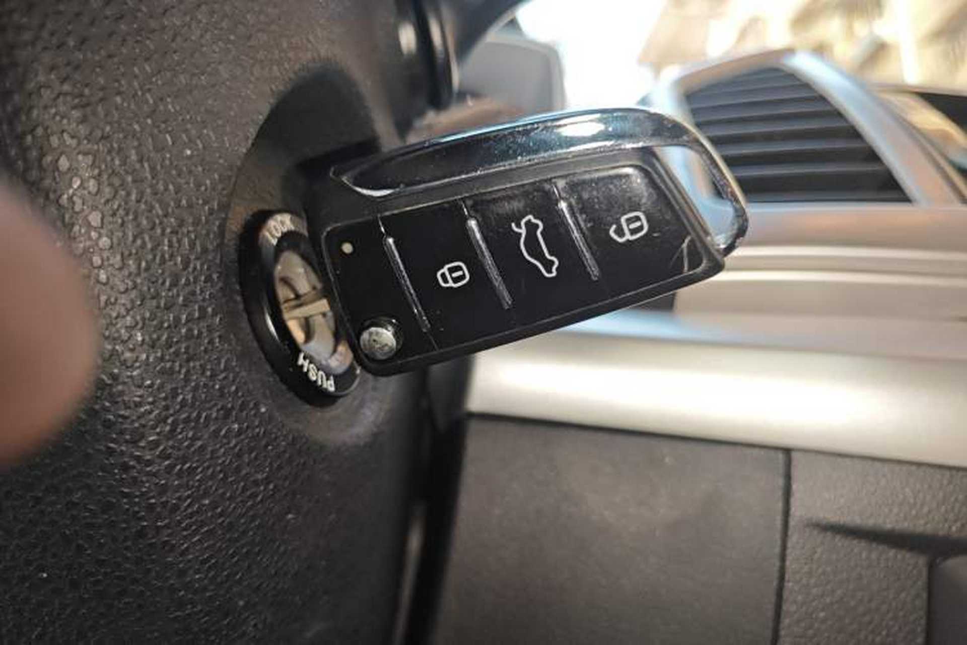 Used JAC Group Refine S3 2016 1.5L CVT Luxury Smart Premium Edition Vehicle Key