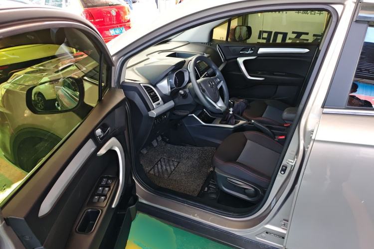 Used JAC Group Refine S3 2016 1.5L Manual Luxury Model Driver Seat