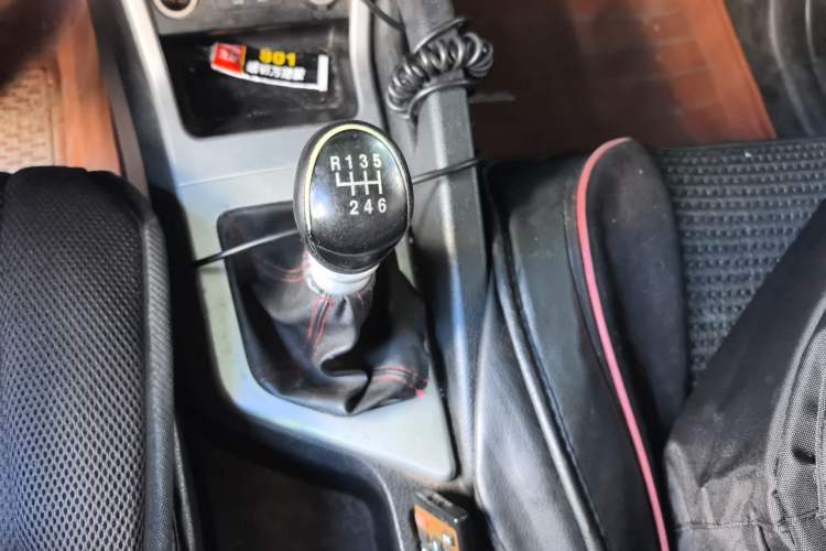 Used JAC Group Refine S3 2016 1.5L Manual Luxury Model Gear Lever