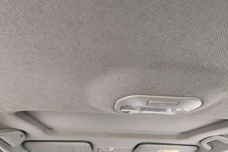 Used JAC Group Refine S3 2016 1.5L Manual Luxury Smart Version Headliner