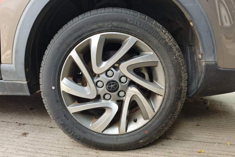 Used JAC Group Refine S3 2016 1.5L Manual Luxury Smart Version Right Front Wheel Hub