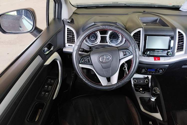 Used JAC Group Refine S3 2016 1.5L Manual Luxury Smart Version Steering Wheel