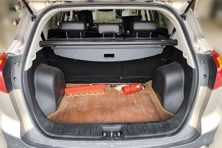 Used JAC Group Refine S3 2016 1.5L Manual Luxury Smart Version Trunk