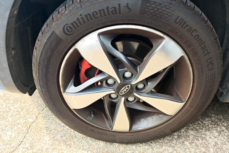 Used JAC Group Refine S3 2017 1.6L CVT Smart Connect Model Left Front Wheel Hub