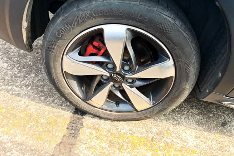 Used JAC Group Refine S3 2017 1.6L CVT Smart Connect Model Right Rear Wheel Hub