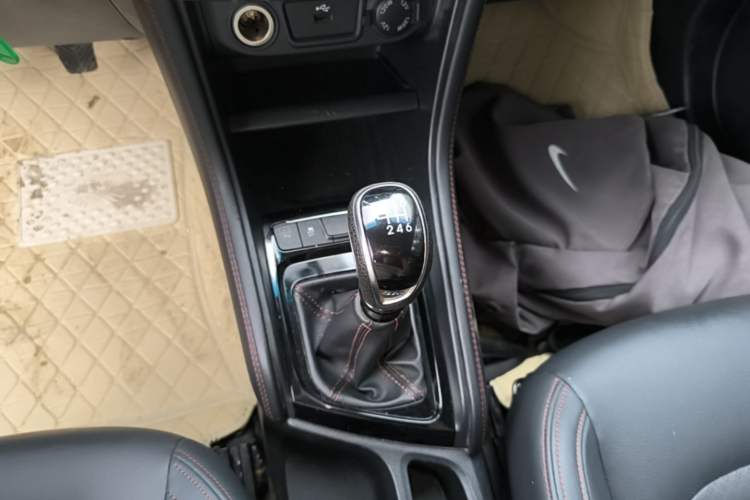 Used JAC Group Refine S3 2017 1.6L Manual Luxury Smart Model Gear Lever