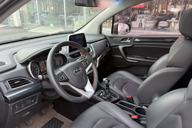 Used JAC Group Refine S3 2017 1.6L Manual Luxury Smart Model Interior 2