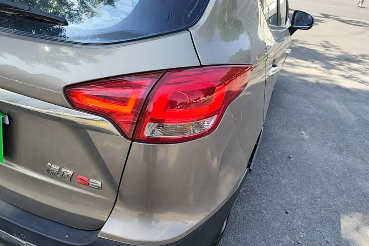 Used JAC Group Refine S3 2017 1.6L Manual Luxury Smart Model Right Rear Taillight