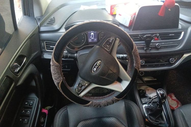 Used JAC Group Refine S3 2017 1.5L Manual Luxury Smart Model Steering Wheel