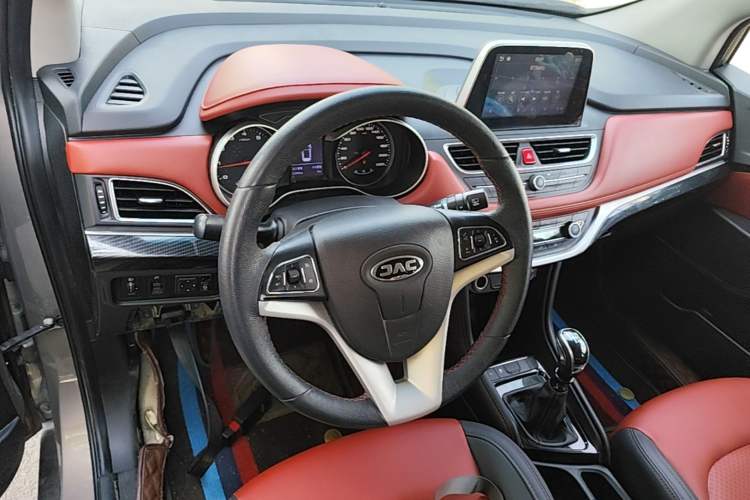 Used JAC Group Refine S3 2017 1.6L Manual Luxury Smart Model Steering Wheel