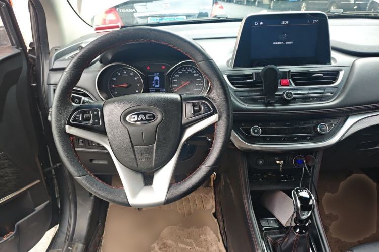 Used JAC Group Refine S3 2017 1.5L Manual Luxury Smart Model Steering Wheel