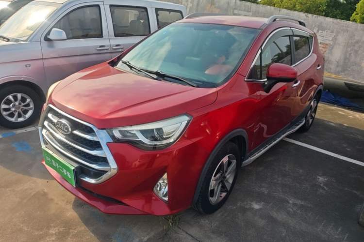Used JAC Group Refine S3 2017 1.5L Manual Luxury Smart Model Guazi used car, China used car export, Used car for sale, Used JAC Group cars, Cheapest cars for sale