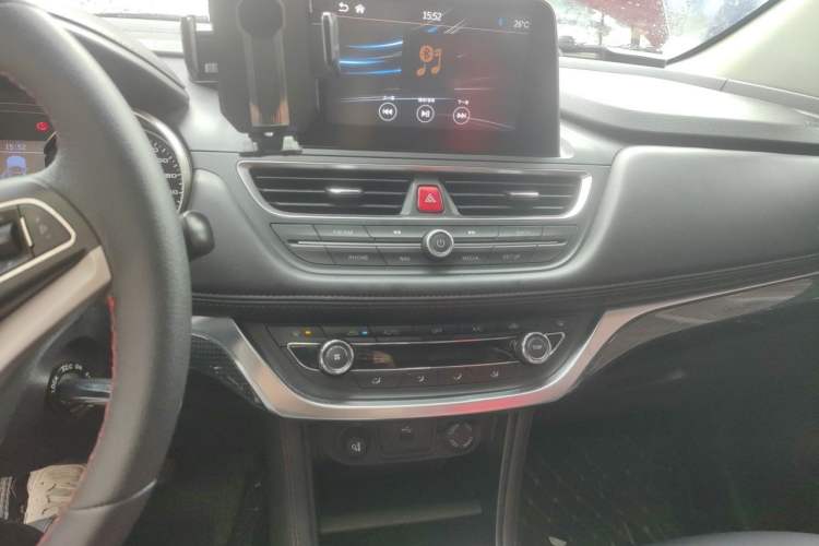 Used JAC Group Refine S3 2017 1.5L Manual Luxury Smart Model Audio And AC Panel