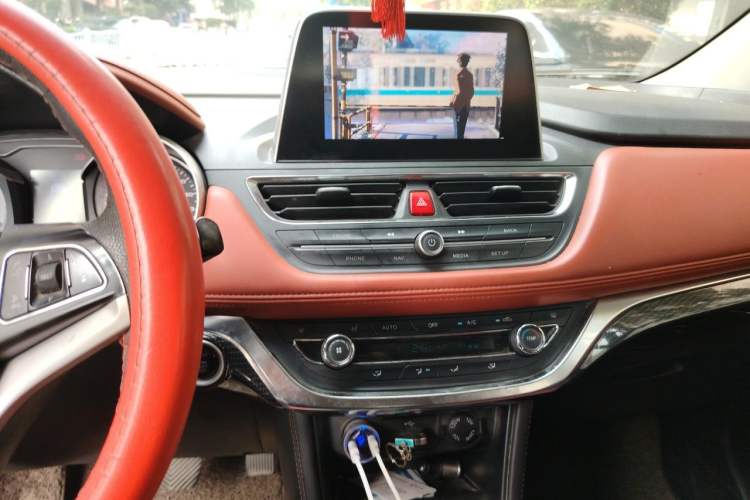 Used JAC Group Refine S3 2017 1.6L CVT Smart Connect Model Audio And AC Panel