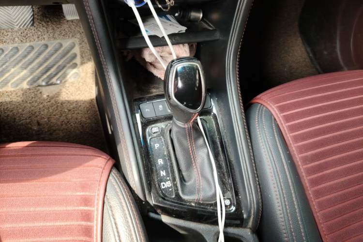 Used JAC Group Refine S3 2017 1.6L CVT Smart Connect Model Gear Lever