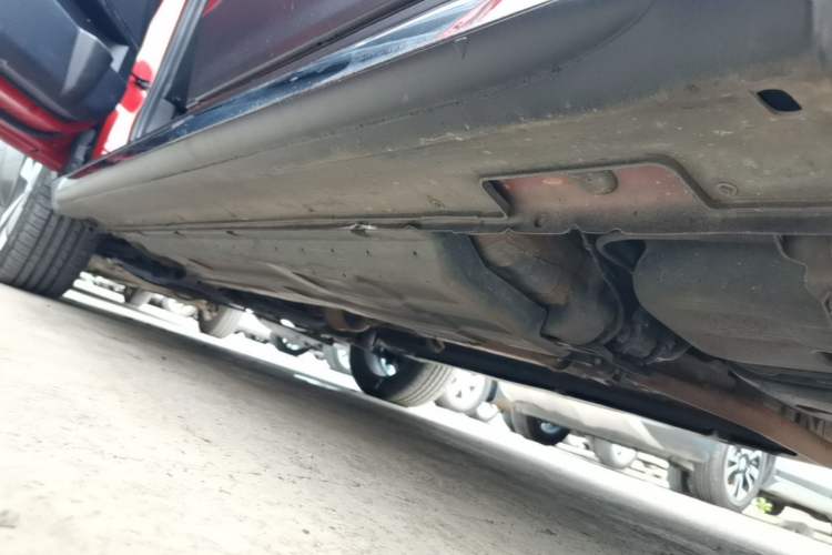 Used JAC Group Refine S3 2017 1.6L CVT Luxury Smart Model Left Side Sill