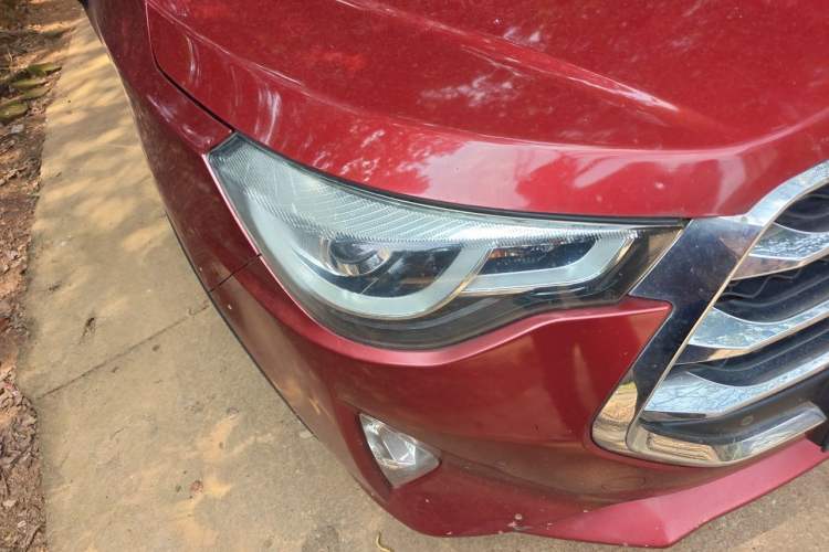Used JAC Group Refine S3 2017 1.6L CVT Luxury Smart Model Right Front Headlight