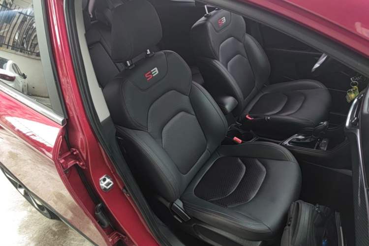 Used JAC Group Refine S3 2017 1.6L CVT Luxury Smart Model Right Front Seat