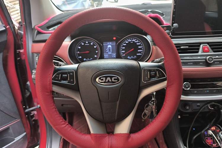 Used JAC Group Refine S3 2017 1.5L Manual Luxury Smart Model Steering Wheel