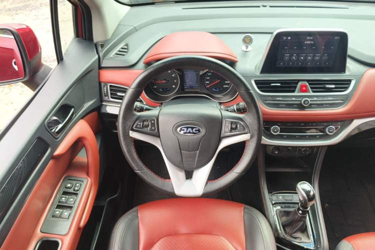Used JAC Group Refine S3 2017 1.5L Manual Luxury Smart Model Steering Wheel
