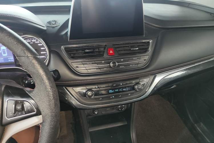 Used JAC Group Refine S3 2017 1.5L Manual Luxury Smart Model Audio And AC Panel