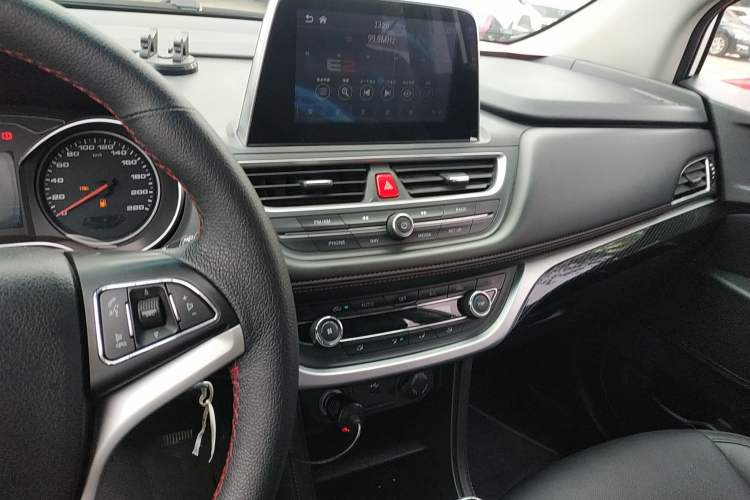 Used JAC Group Refine S3 2017 1.5L Manual Luxury Smart Model Audio And AC Panel
