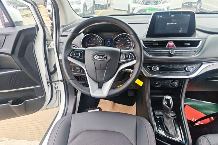 Used JAC Group Refine S3 2017 1.6L CVT Luxury Smart Model Audio And AC Panel