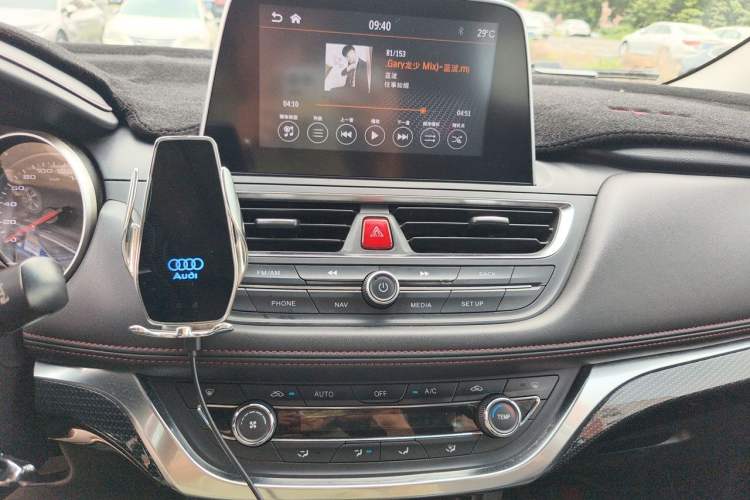 Used JAC Group Refine S3 2017 1.6L CVT Luxury Smart Model Audio And AC Panel