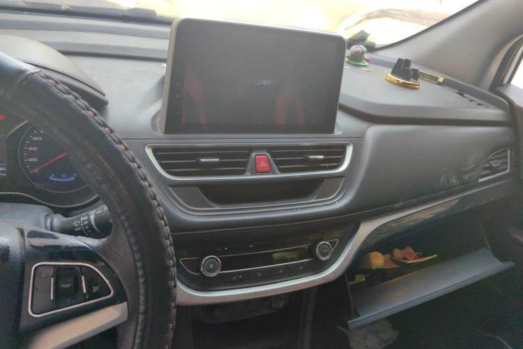 Used JAC Group Refine S3 2017 1.5L Manual Luxury Model Audio And AC Panel