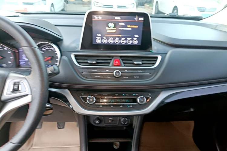 Used JAC Group Refine S3 2017 1.6L Manual Luxury Smart Model Audio And AC Panel