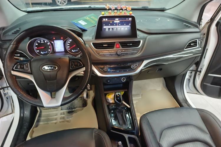 Used JAC Group Refine S3 2017 1.6L CVT Luxury Smart Model Center Console