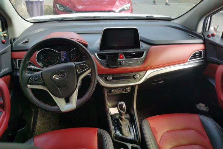 Used JAC Group Refine S3 2017 1.6L CVT Luxury Smart Model Center Console