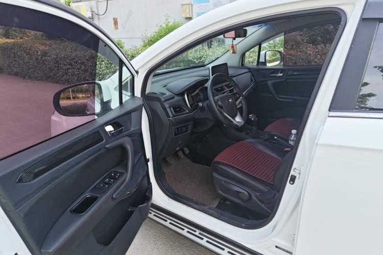 Used JAC Group Refine S3 2017 1.5L Manual Luxury Model Driver Seat