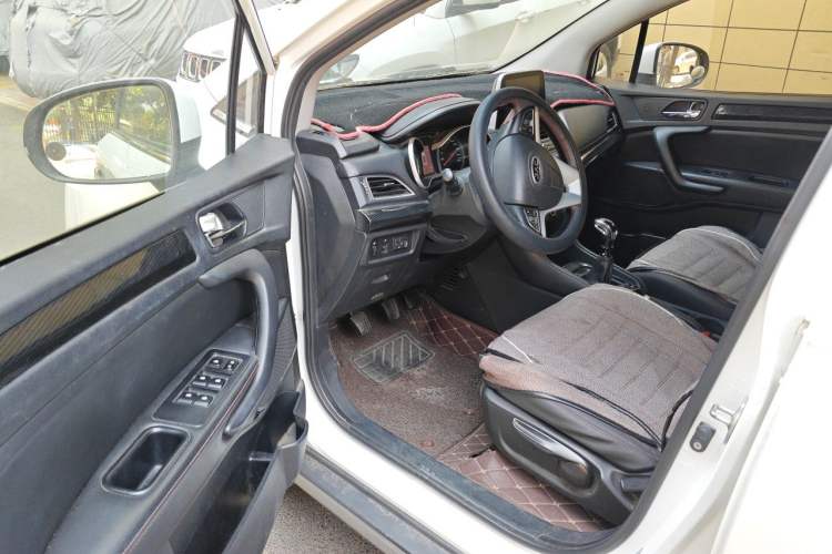 Used JAC Group Refine S3 2017 1.5L Manual Luxury Smart Model Driver Seat