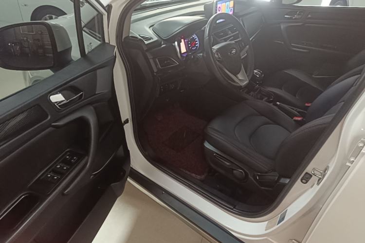 Used JAC Group Refine S3 2017 1.5L Manual Luxury Model Driver Seat