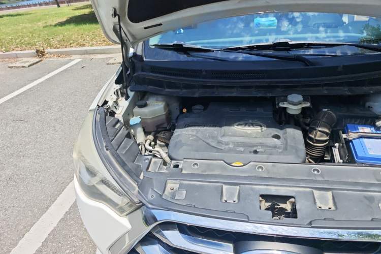 Used JAC Group Refine S3 2017 1.6L CVT Luxury Smart Model Engine Bay Right