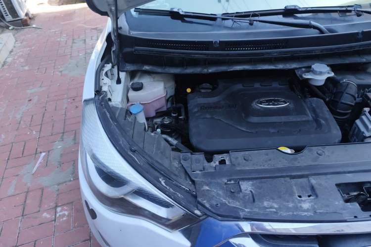 Used JAC Group Refine S3 2017 1.6L Manual Luxury Smart Model Engine Bay Right