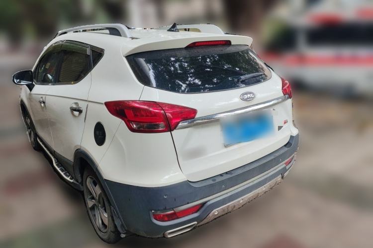 Used JAC Group Refine S3 2017 1.5L Manual Luxury Model Exterior 3