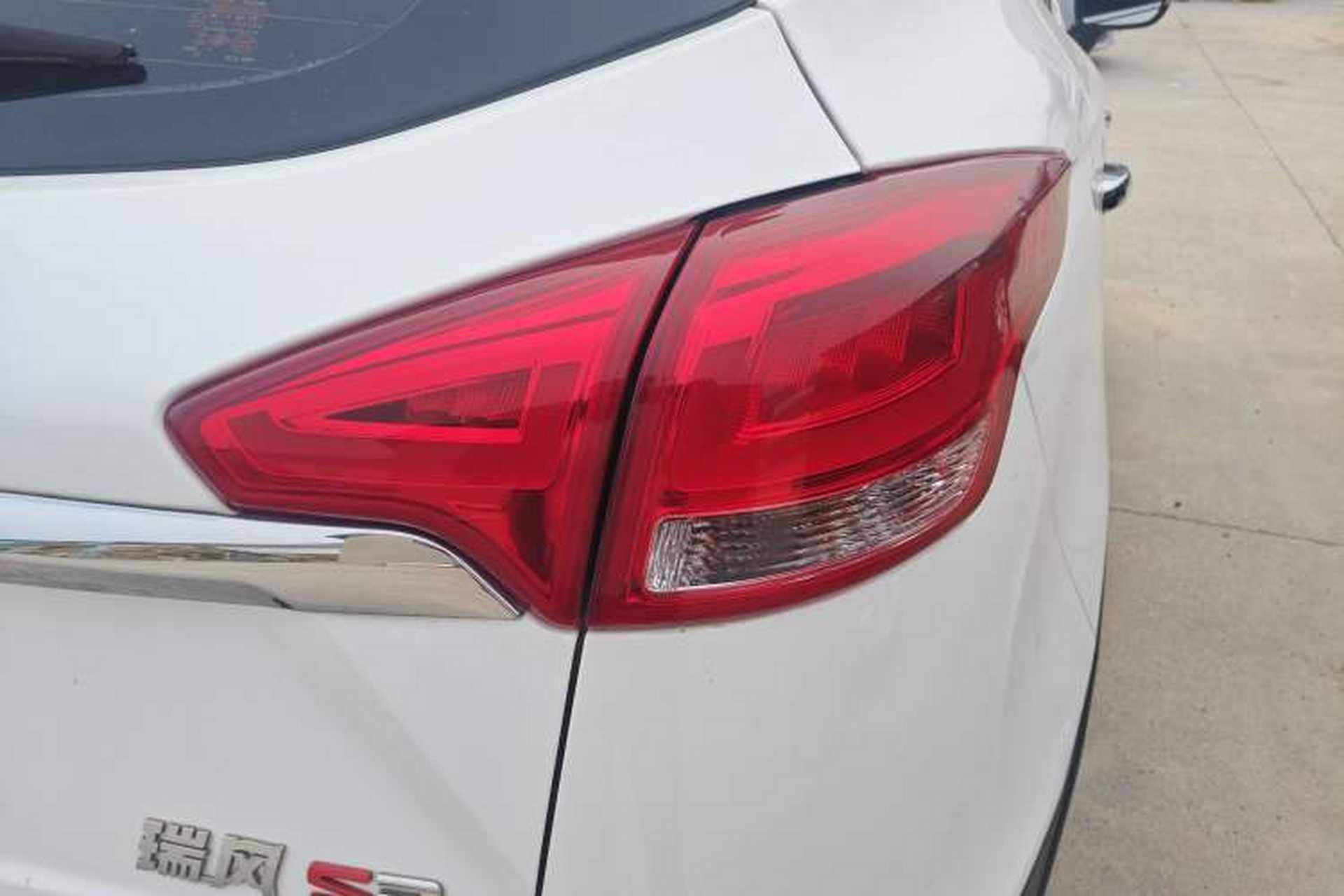 Used JAC Group Refine S3 2017 1.5L Manual Luxury Model Exterior 3