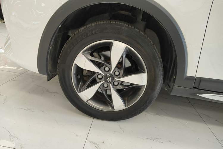 Used JAC Group Refine S3 2017 1.5L Manual Luxury Model Exterior 4