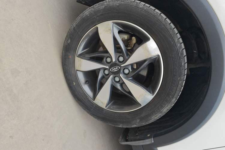 Used JAC Group Refine S3 2017 1.6L CVT Luxury Smart Model Exterior 4