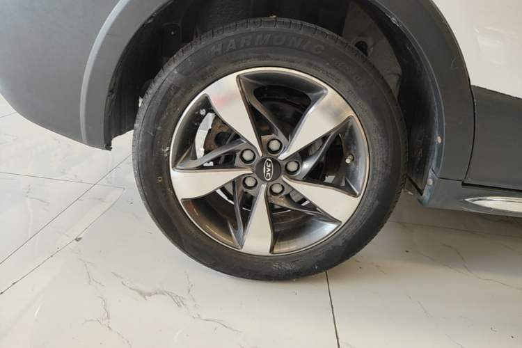 Used JAC Group Refine S3 2017 1.5L Manual Luxury Model Exterior 5