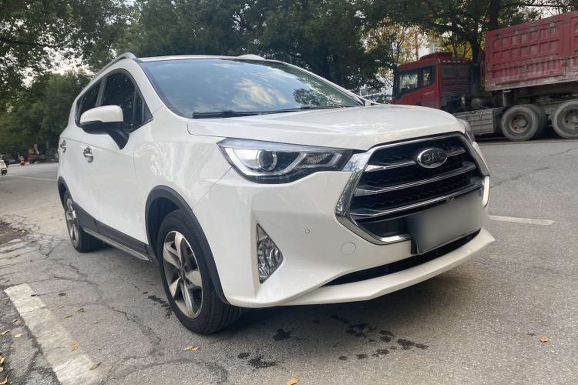 Used JAC Group Refine S3 2017 1.6L CVT Luxury Smart Model Exterior 5